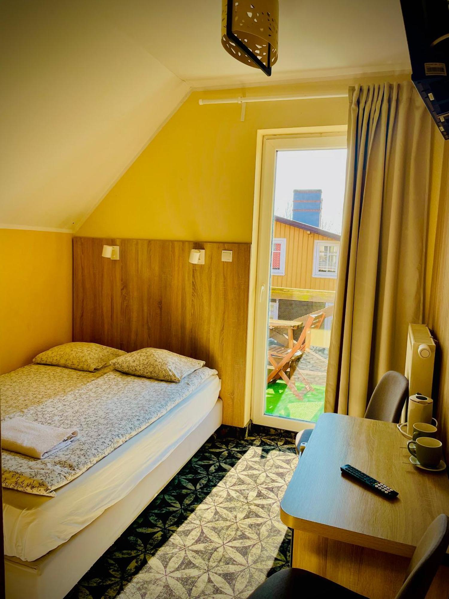 B&B Vis A Vis Zamku Малборк Екстериор снимка